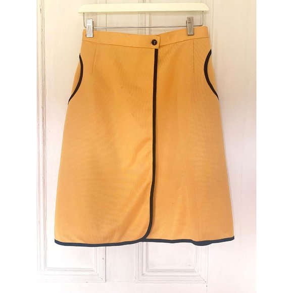 Vintage High Waisted Wrap Skirt with Pockets - Picture 4 of 7